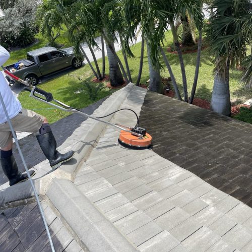 Pressure Washing in Pembroke Pines, FL